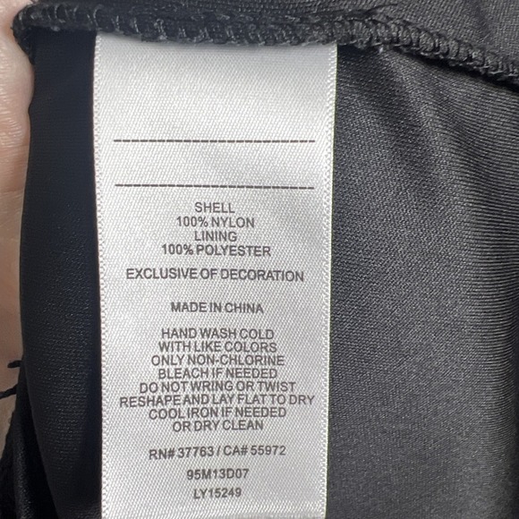 Laundry by Shelli Segal Lace Short Sleeve Scallop Hem Shift Dress Size 8 Black - Picture 8 of 10